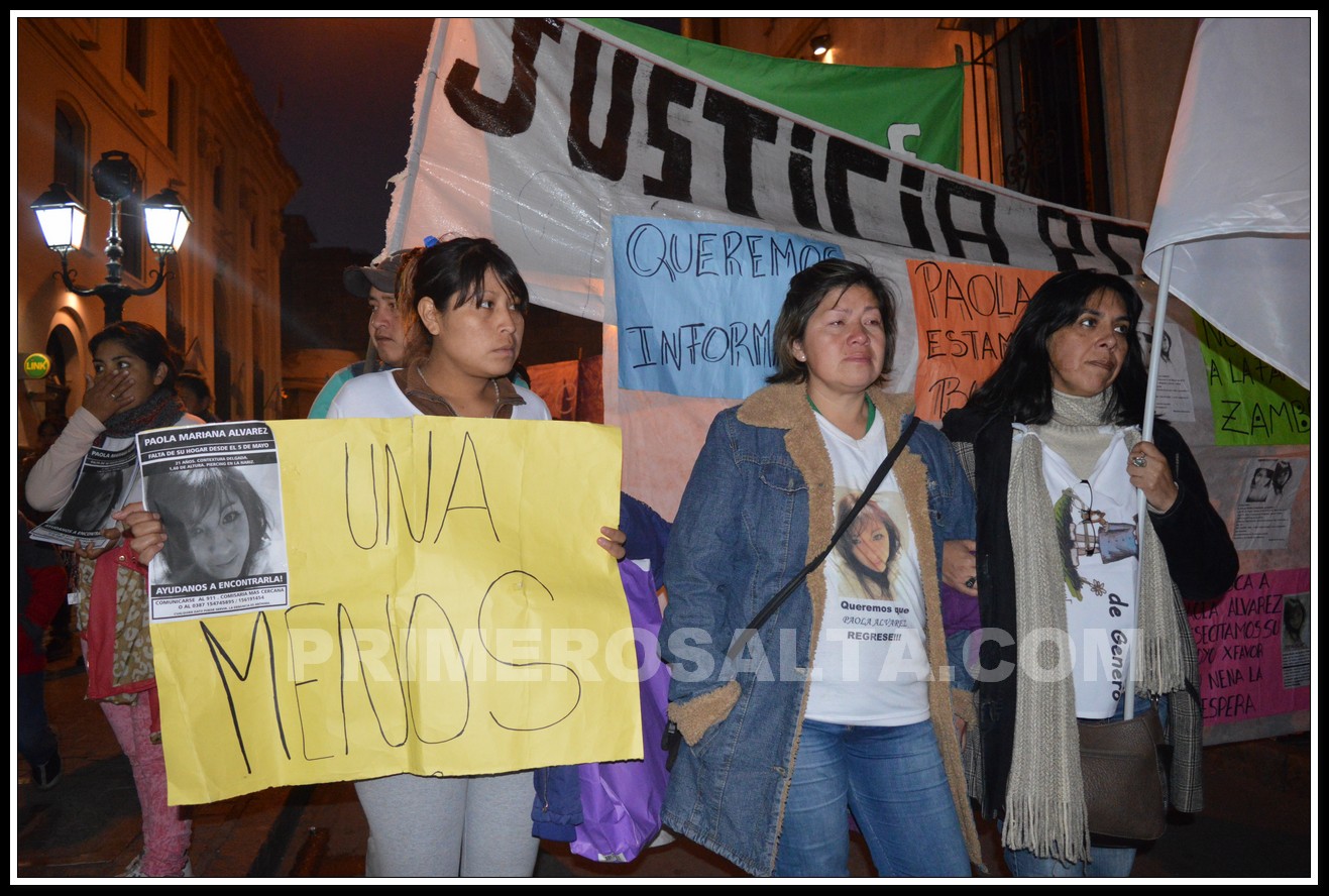 FOTOS| #NiUnaMenos/ Dos marchas, una misma demanda